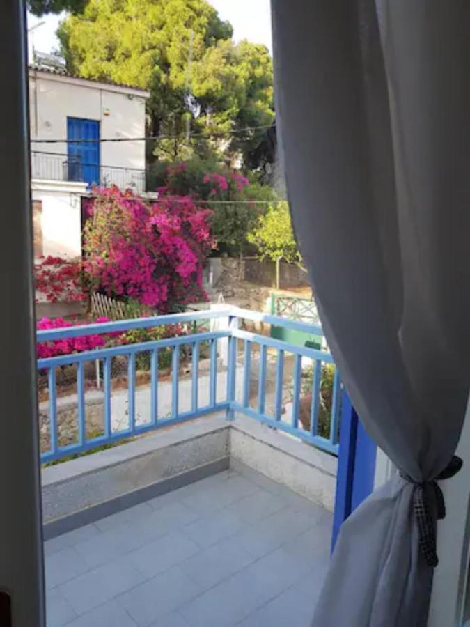 Rigos House At Askeli Beach, Poros Island Villa Poros Town Exterior photo
